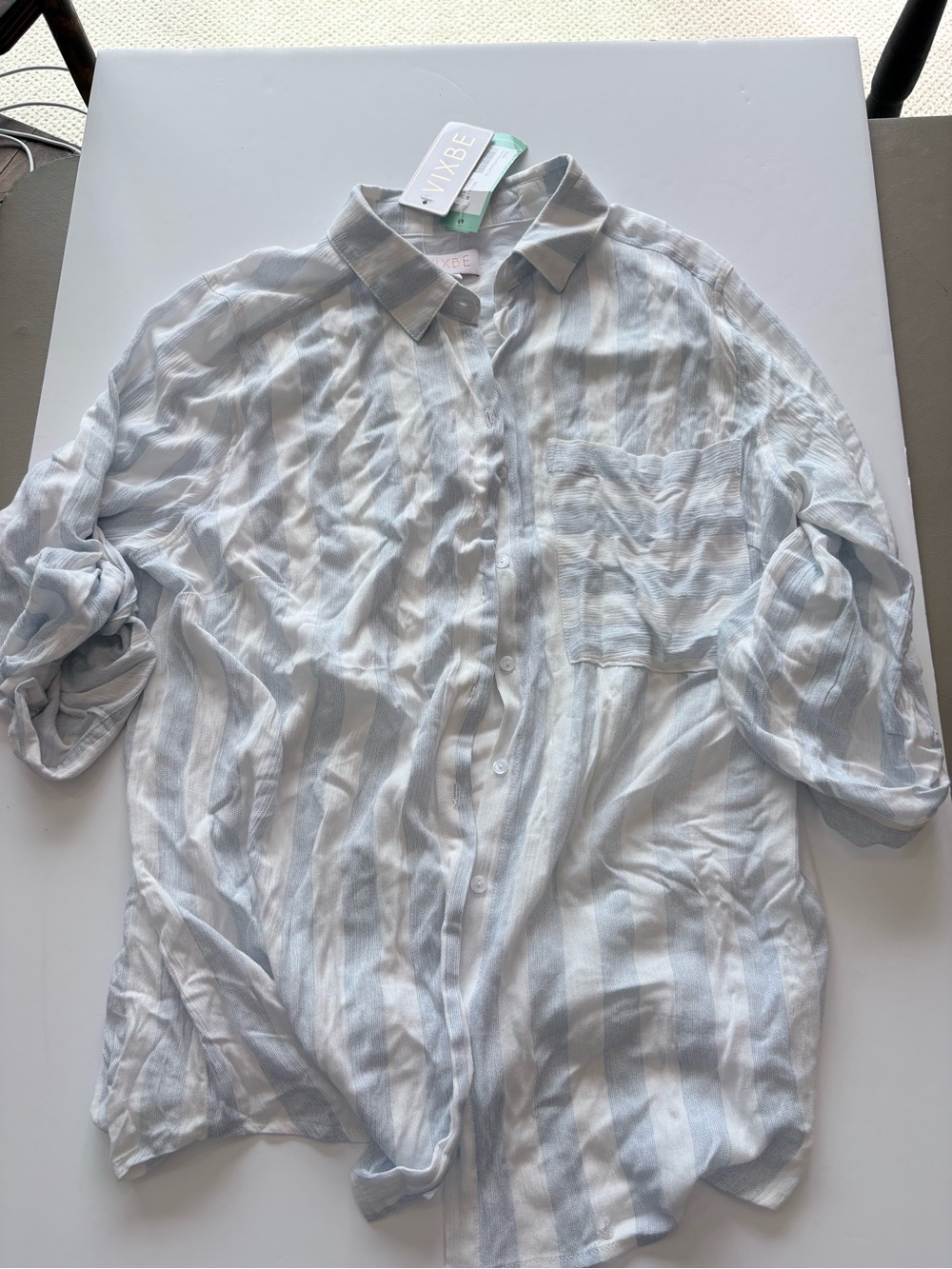 Stitch Fix Light Blue Striped Women's Button-Down Shirt F31